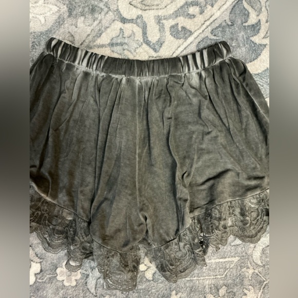 POL Charcoal Gray Elastic Shorts with Lace Trim and Tassel Detail - Picture 5 of 9